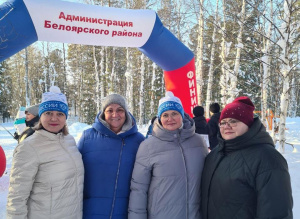 Сотрудники Белоярской районной больницы приняли участие в массовой лыжной гонке - Лыжня России