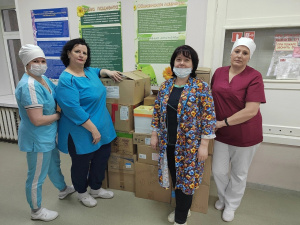 Сотрудники Белоярской районной больницы передали очередную партию гуманитарной помощи в зону СВО