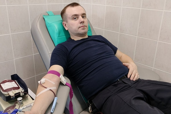 Сотрудники ОМВД города Белоярский приняли участие в акции по сбору донорской крови и ее компонентов
